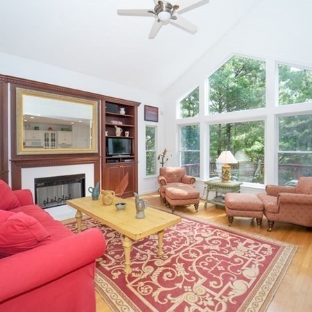 54 Forest Edge, Plymouth, MA 02360