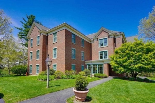 78 Forest Ridge Road, Concord, MA 01742