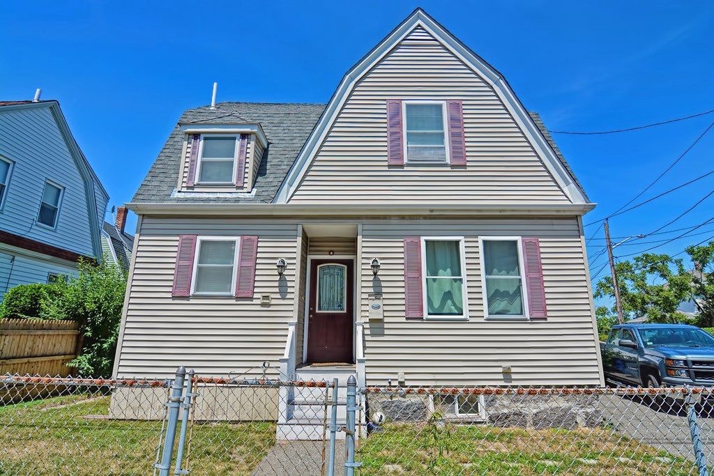 56 Glover Ave, Quincy, MA 02171