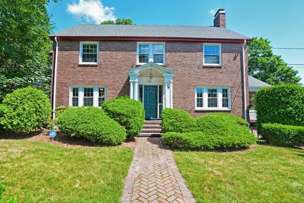 25 Endicott Rd, Arlington, MA 02476