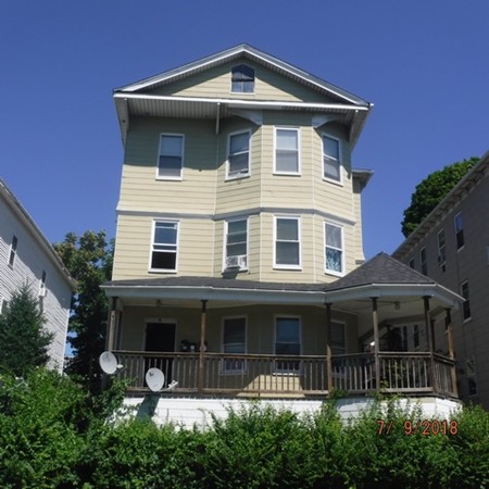 15 Blanche St, Worcester, MA 01604