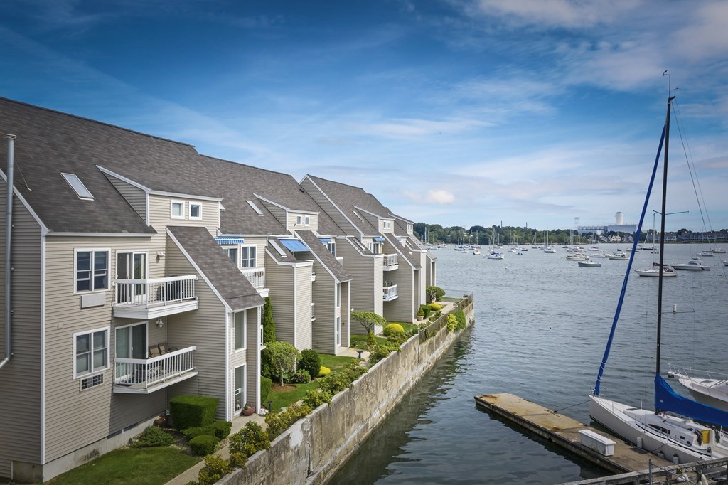 123 Water St, Beverly, MA 01915