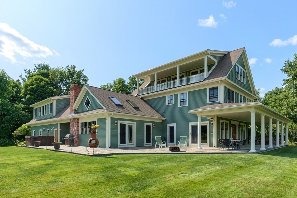 225 Linden St, Berlin, MA 01503