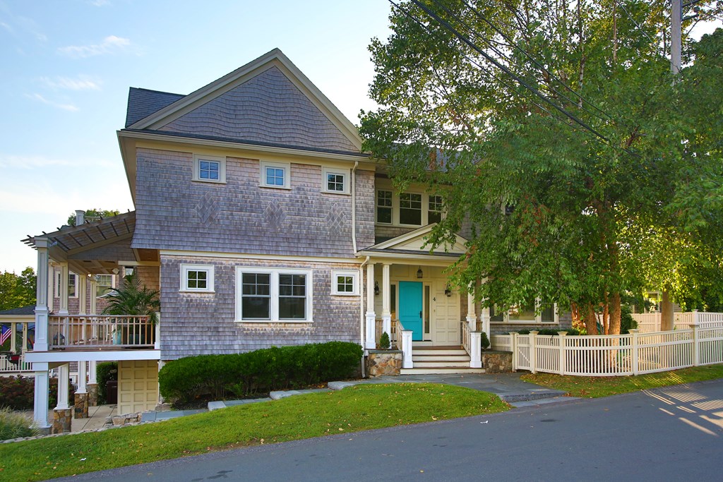4 Jarvis Ave, Hingham, MA 02043