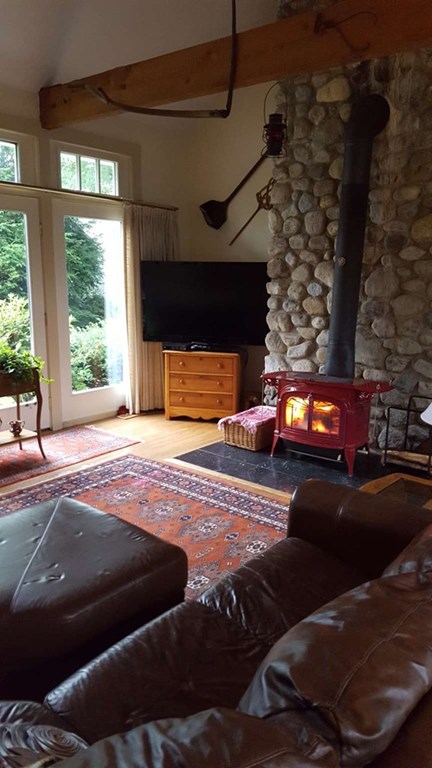 89 Westford St, Chelmsford, MA 01824