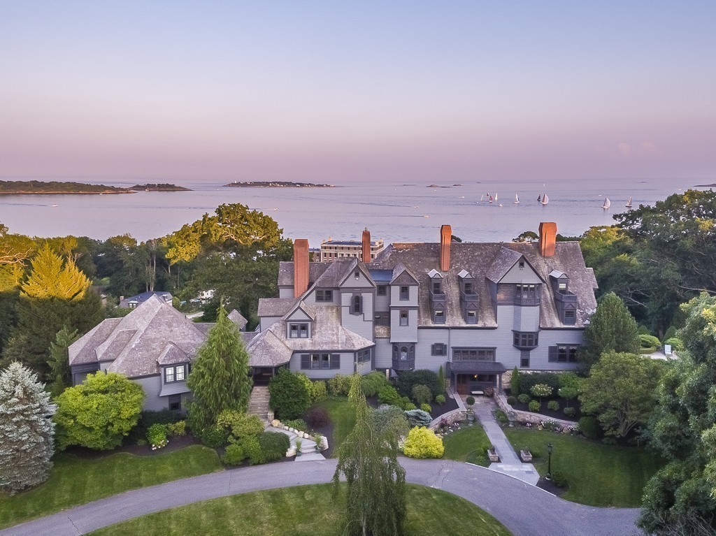 22 Paine Ave, Beverly, MA 01965