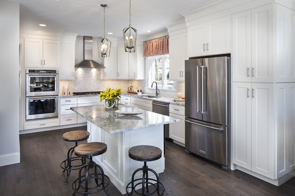 10 Stanhope Way, Amesbury, MA 01913