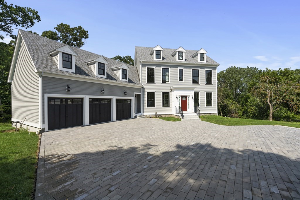 219 Sohier St, Cohasset, MA 02025