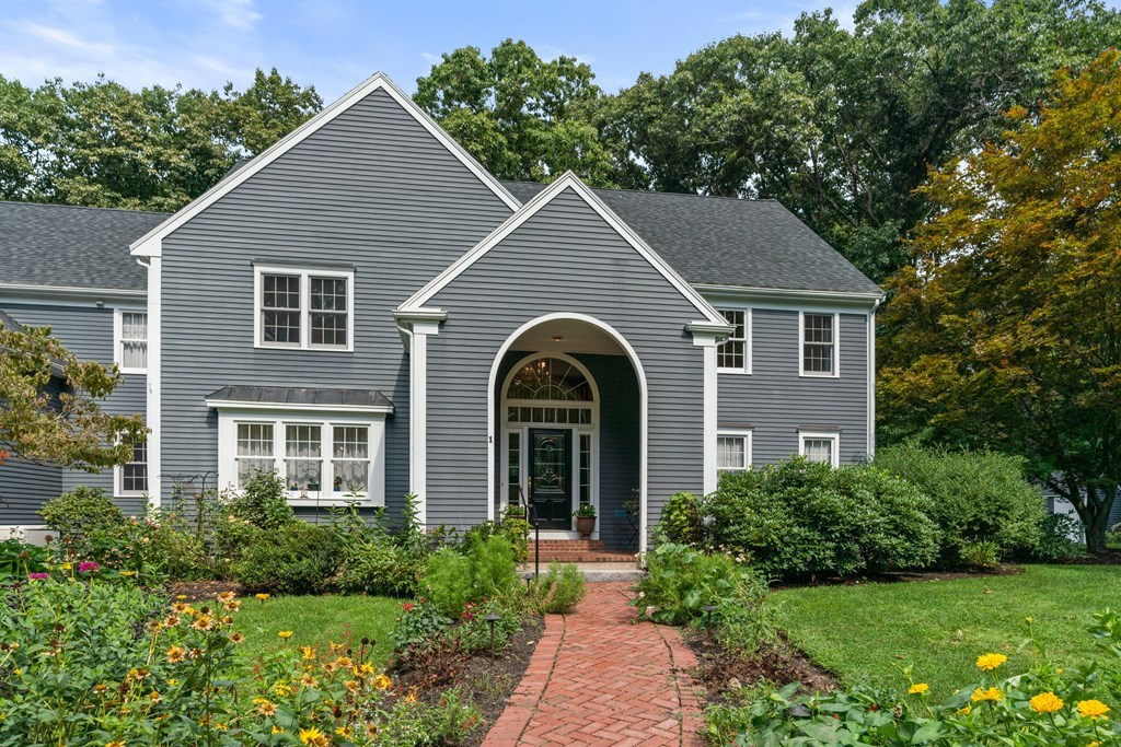 1 West Hollow, Andover, MA 01810