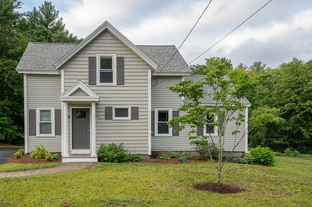 238 Dunstable, Chelmsford, MA 01863