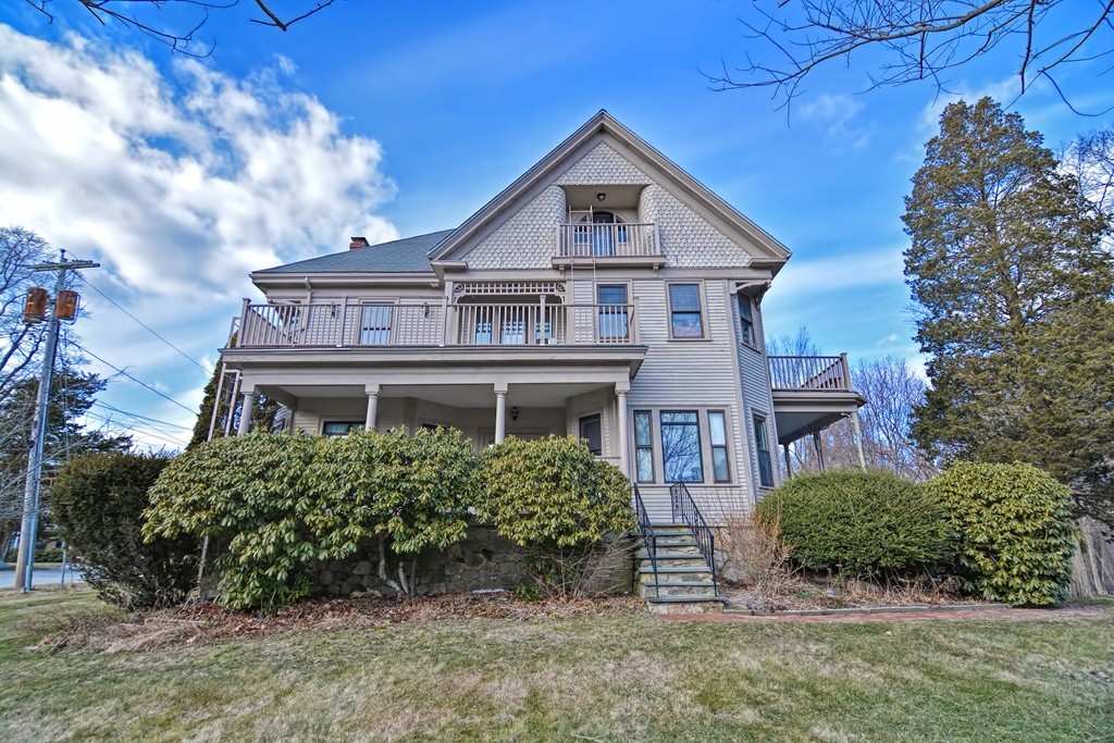 39 Beechwood Street, Cohasset, MA 02025