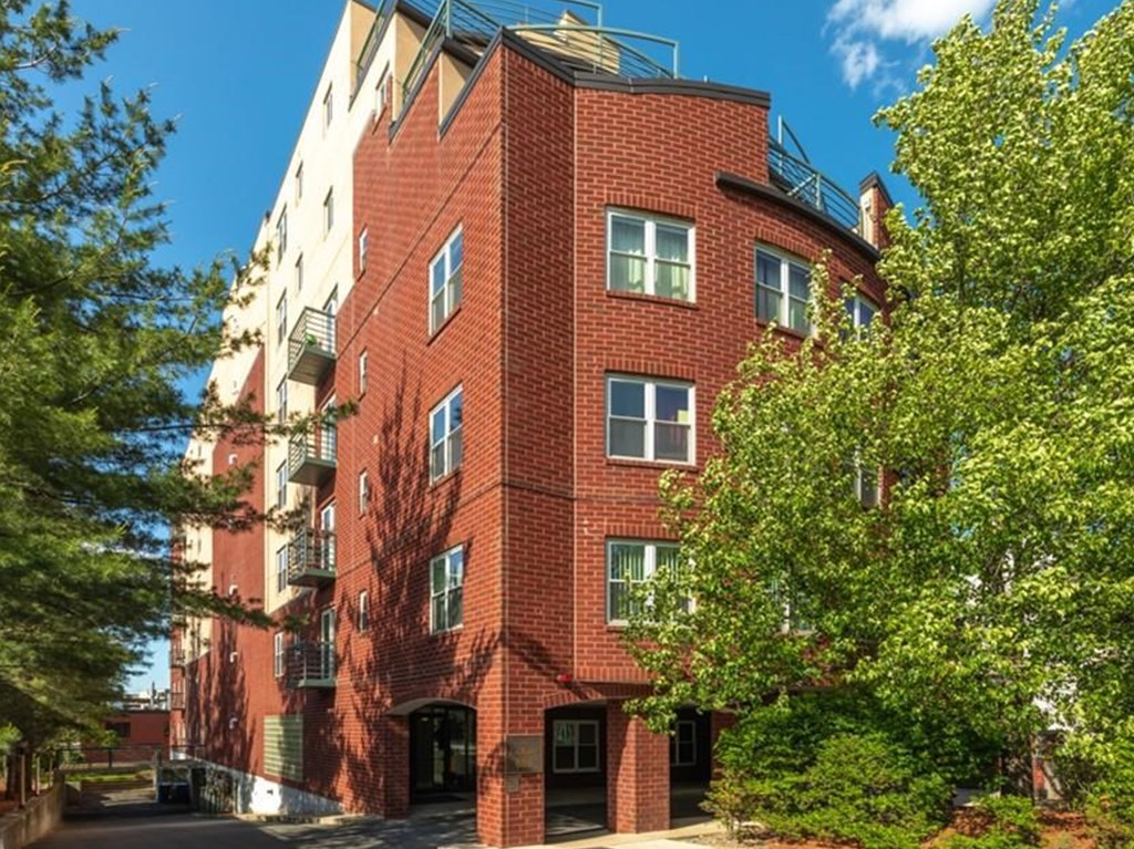 655 Concord Ave, Cambridge, MA 02138