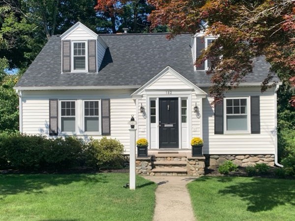 182 Elm St, Andover, MA 01810