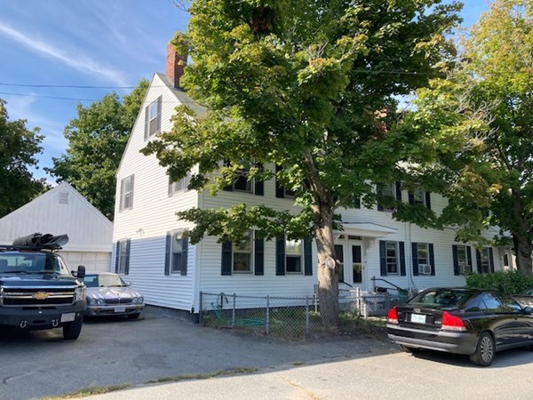 21-27 Gay St, Chelmsford, MA 01863