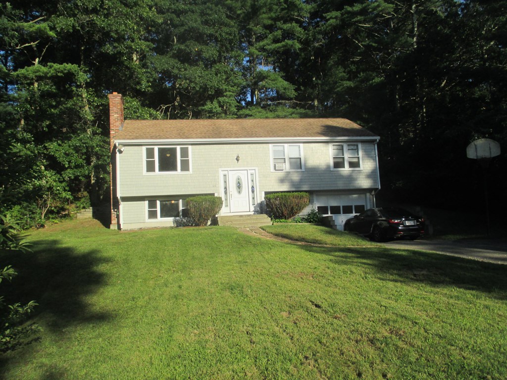 23 Guild Rd, Plymouth, MA 02360