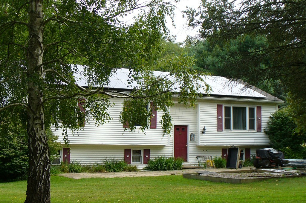 15 Autumn Lane, Belchertown, MA 01007