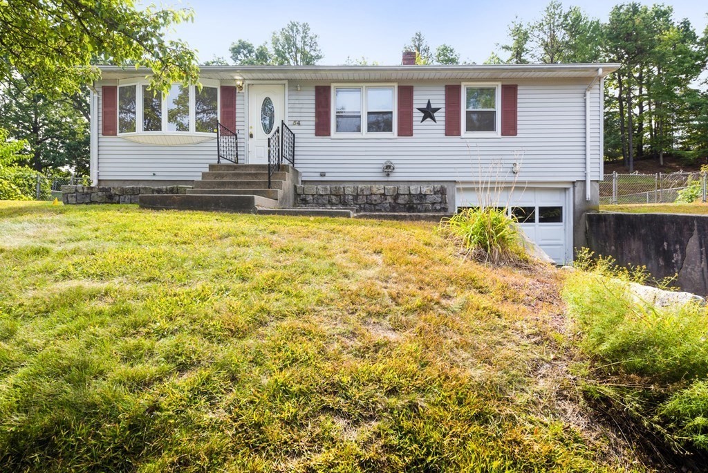54 Olko Circle, Chicopee, MA 01020