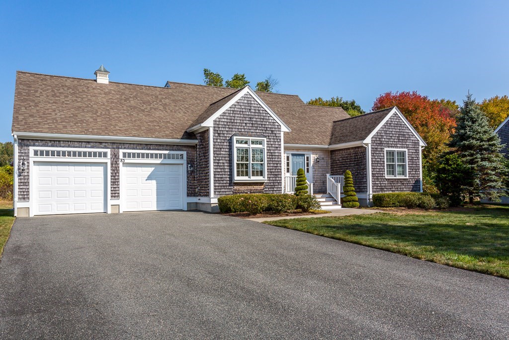 83 Country Way, Dartmouth, MA 02748