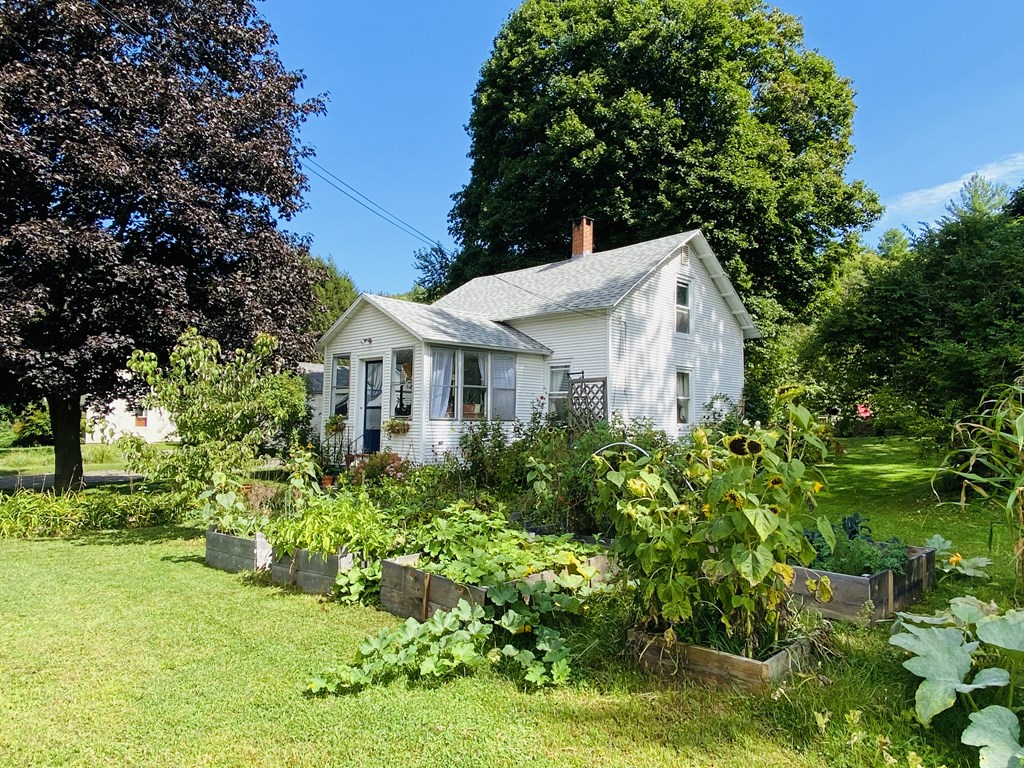 186 Lower St, Buckland, MA 01338