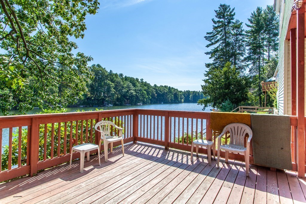 16 Pine Point Rd, Stow, MA 01775