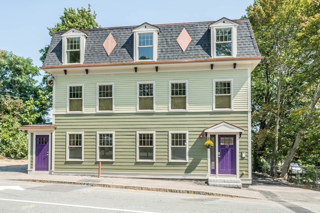 17 Neponset St, Canton, MA 02021