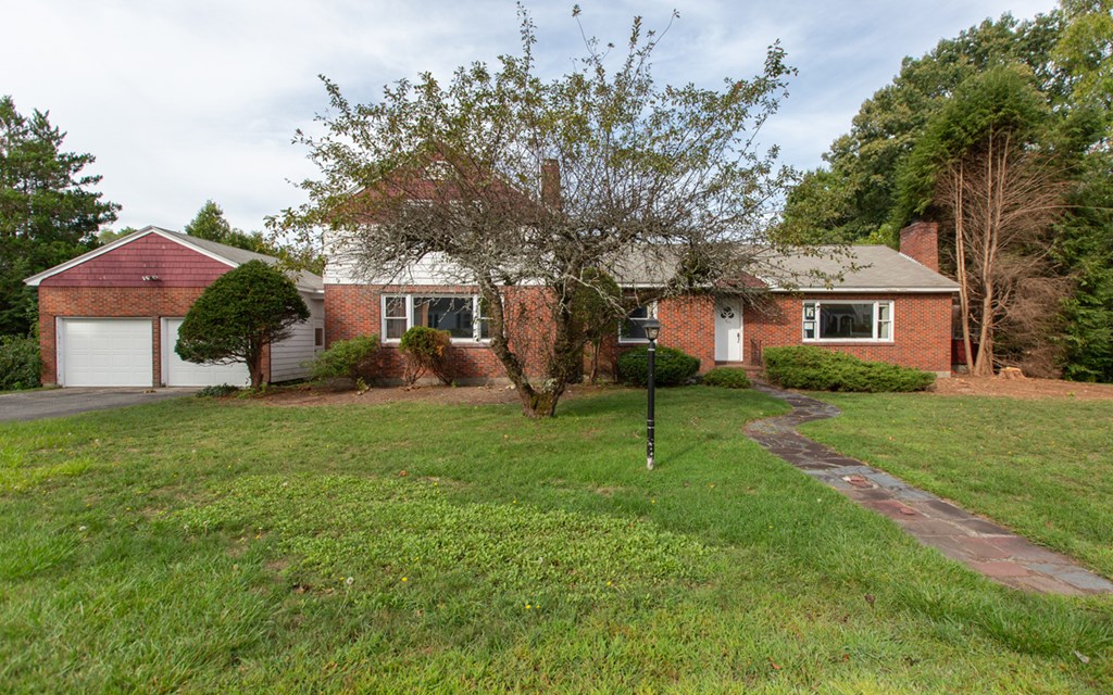 13 Alden Road, Andover, MA 01810