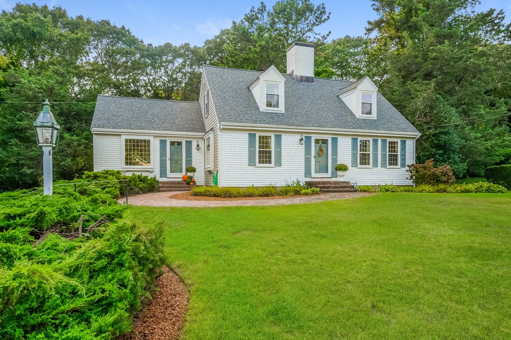 53 Spice Ln, Barnstable, MA 02655