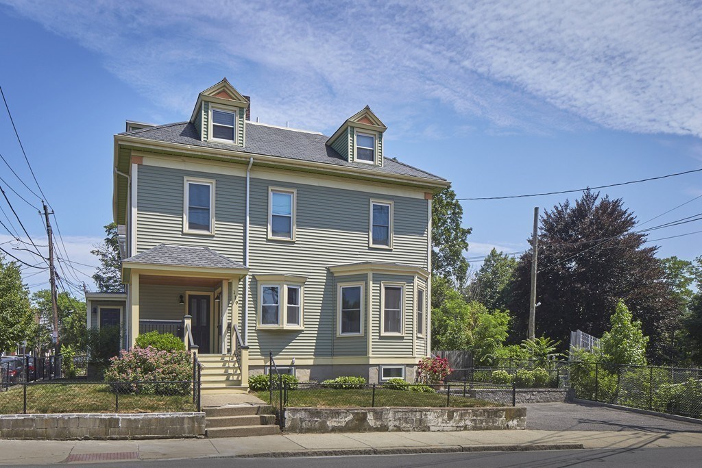 119 Central Street, Somerville, MA 02145