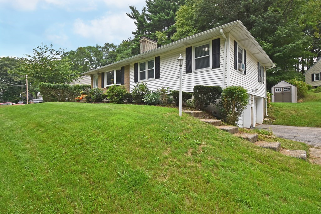 191 Central Street, Auburn, MA 01501