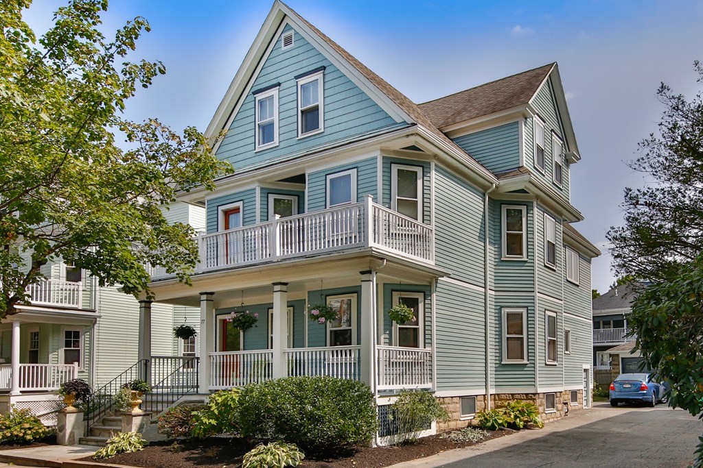 77 Cleveland Street, Arlington, MA 02474