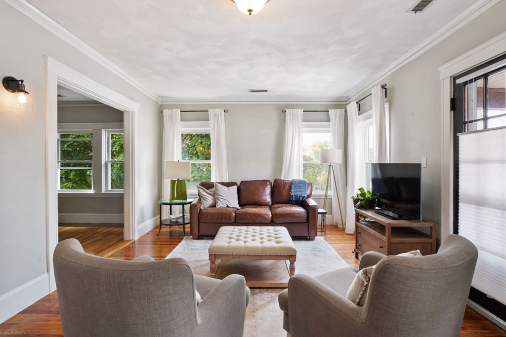 70 Lake St, Arlington, MA 02474