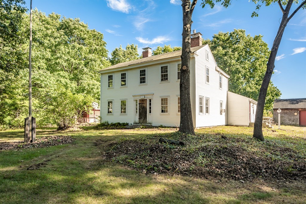 722 Great Road, Stow, MA 01775
