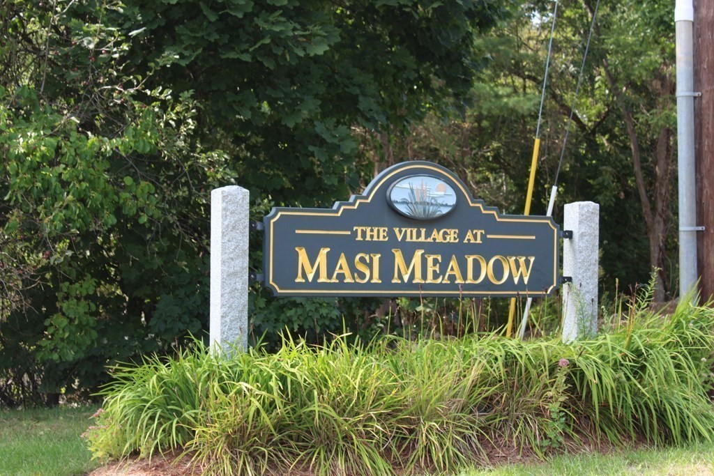 5 Masi Meadow Ln, Middleton, MA 01949