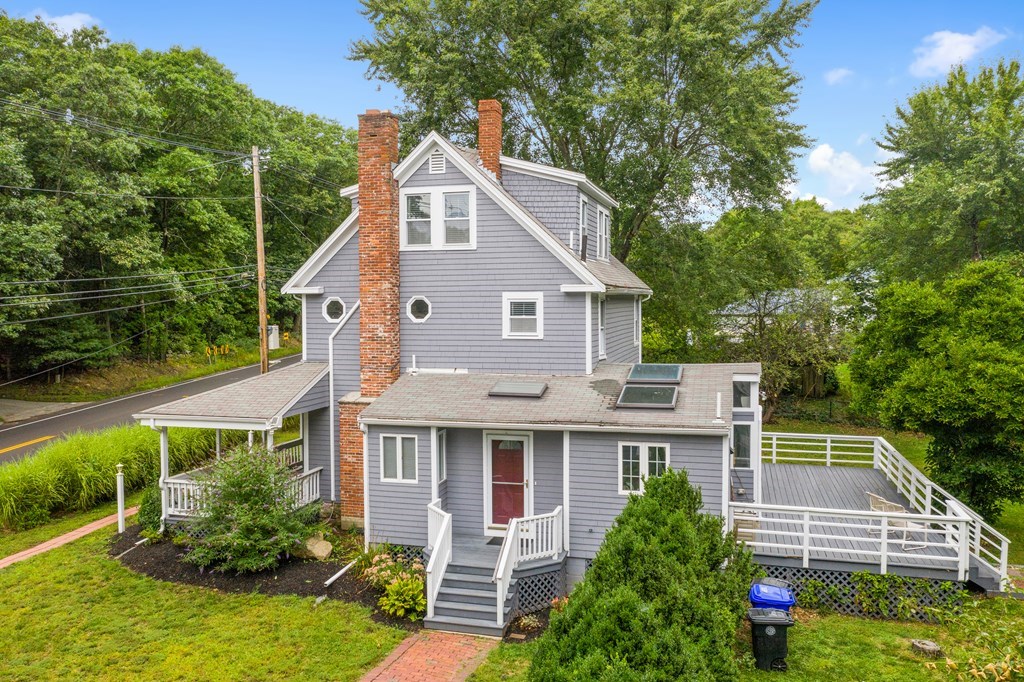 411 North Rd, Bedford, MA 01730