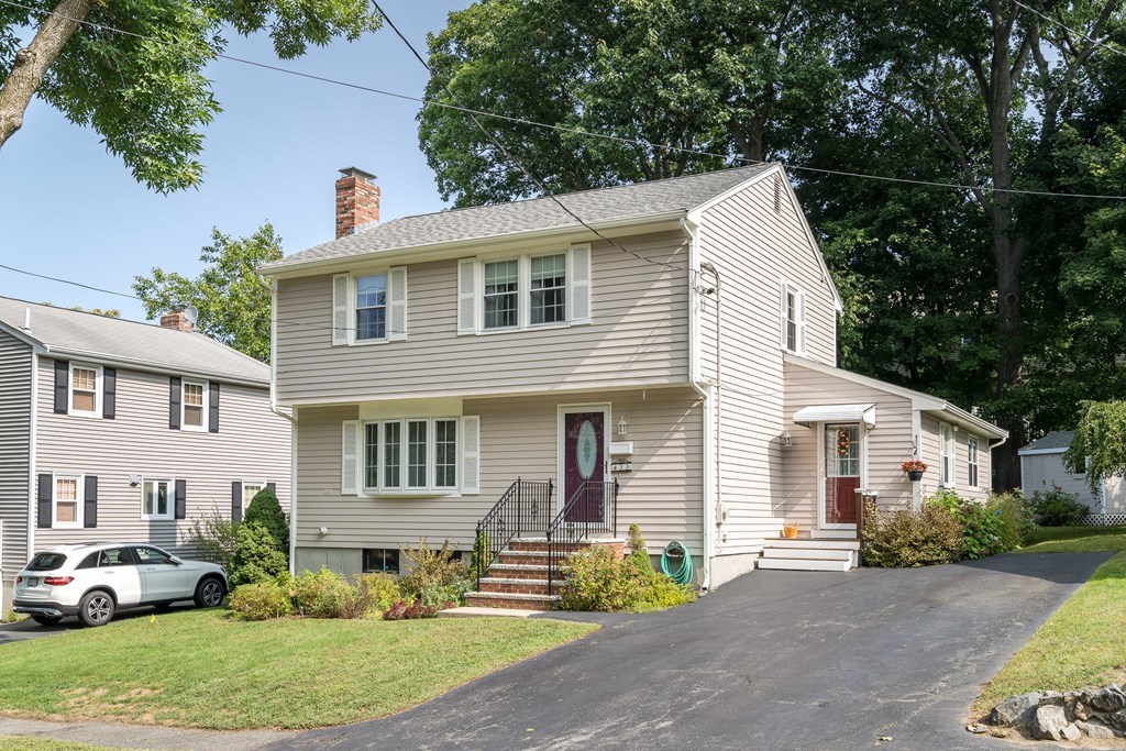 33 Cypress Rd, Arlington, MA 02474