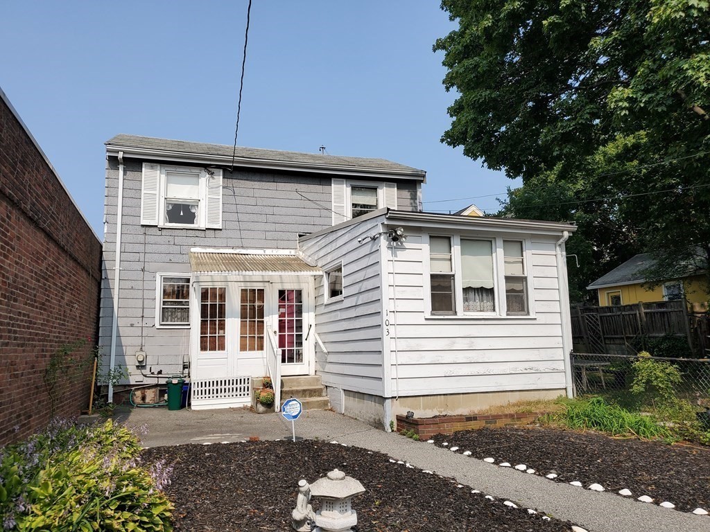 103 Spring St, Cambridge, MA 02141