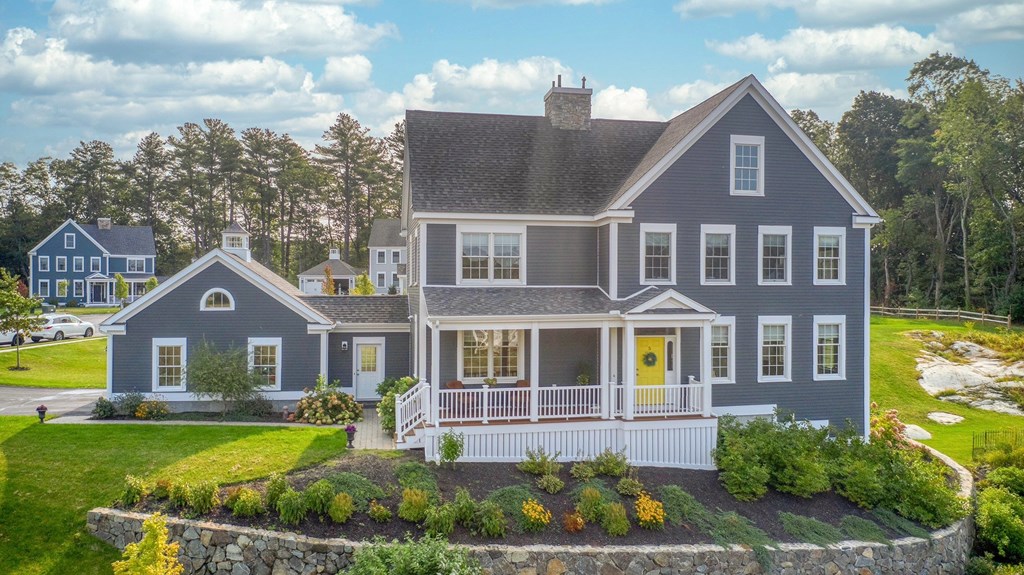 5 point shore dr, Amesbury, MA 01913