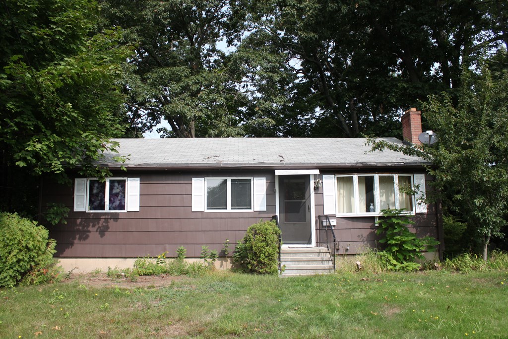 173 Channing Ave, Brockton, MA 02301