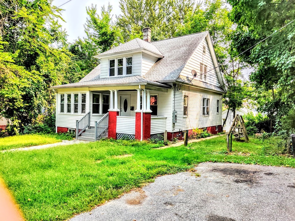 101 Chapin St, Chicopee, MA 01013