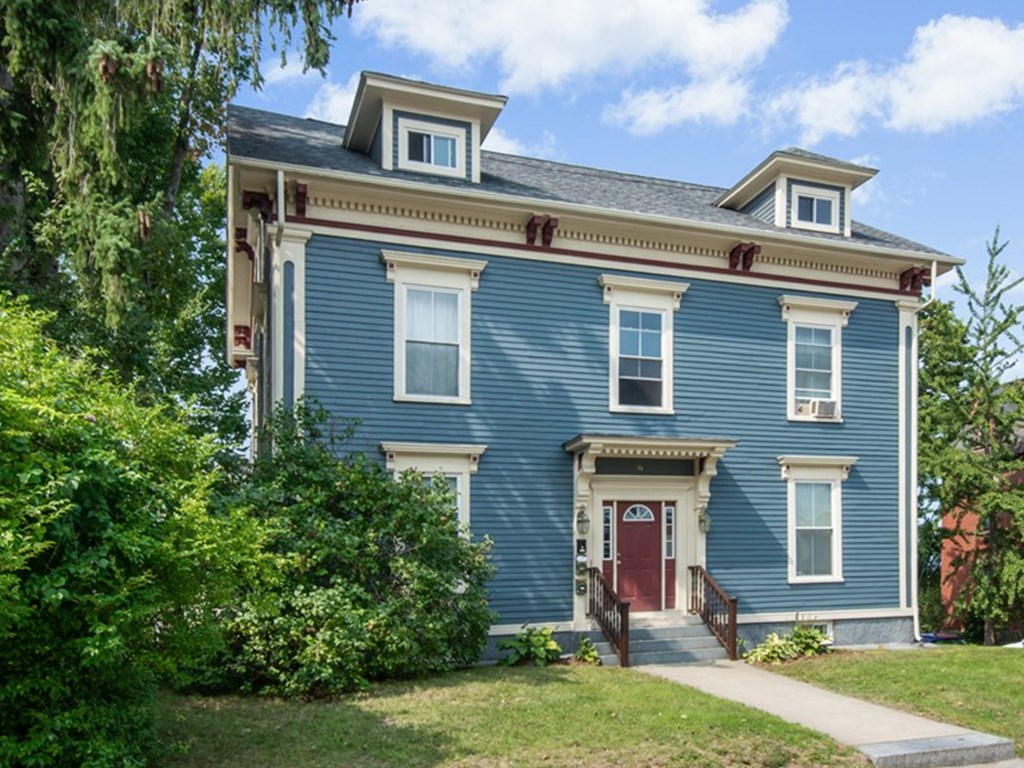 16 West Street, Worcester, MA 01609