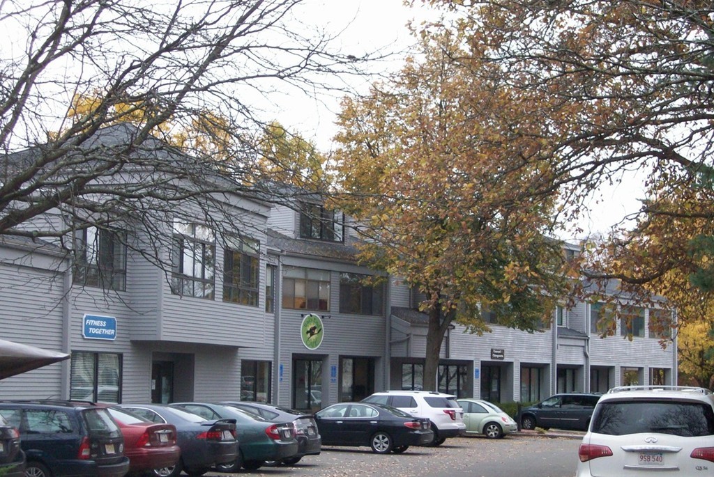 97 Lowell Rd, Concord, MA 01742