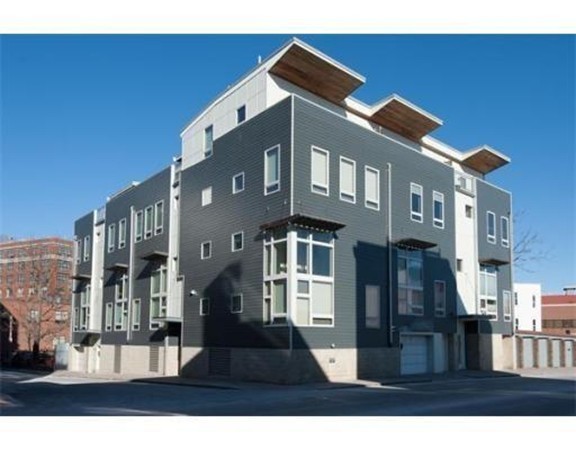 Boston, MA - South Boston