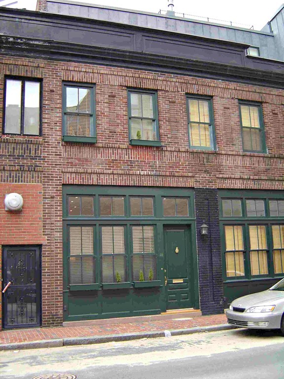 Boston, MA - Bay Village