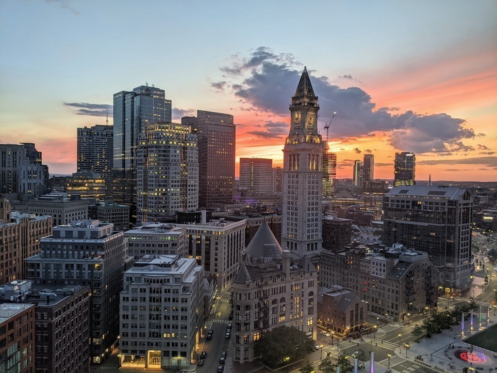 Luxury Boston - Harbor Towers - Boston Waterfront Condos Boston Condos