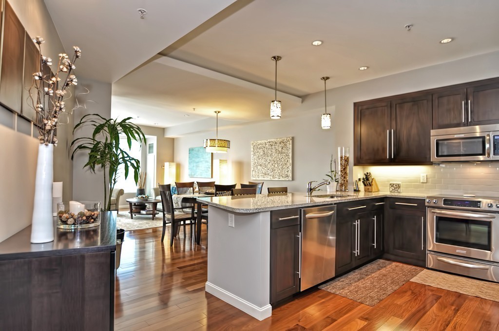 Luxury Boston - Nouvelle at Natick Collection Boston Condos