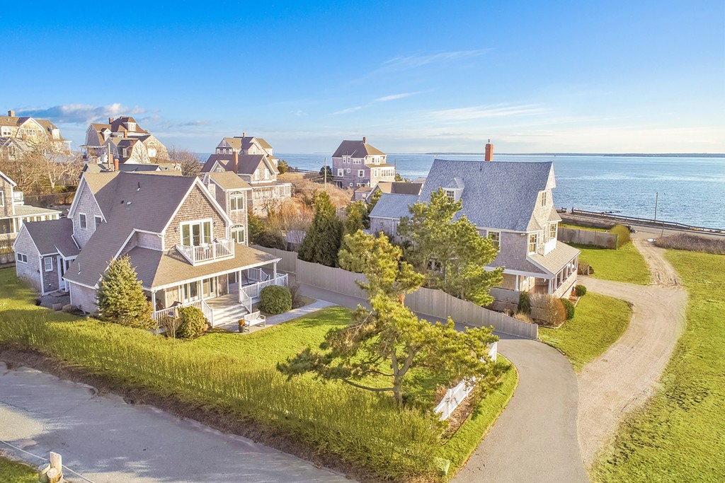 8 Forest Avenue, Falmouth, MA, 02540 Robert Paul Properties