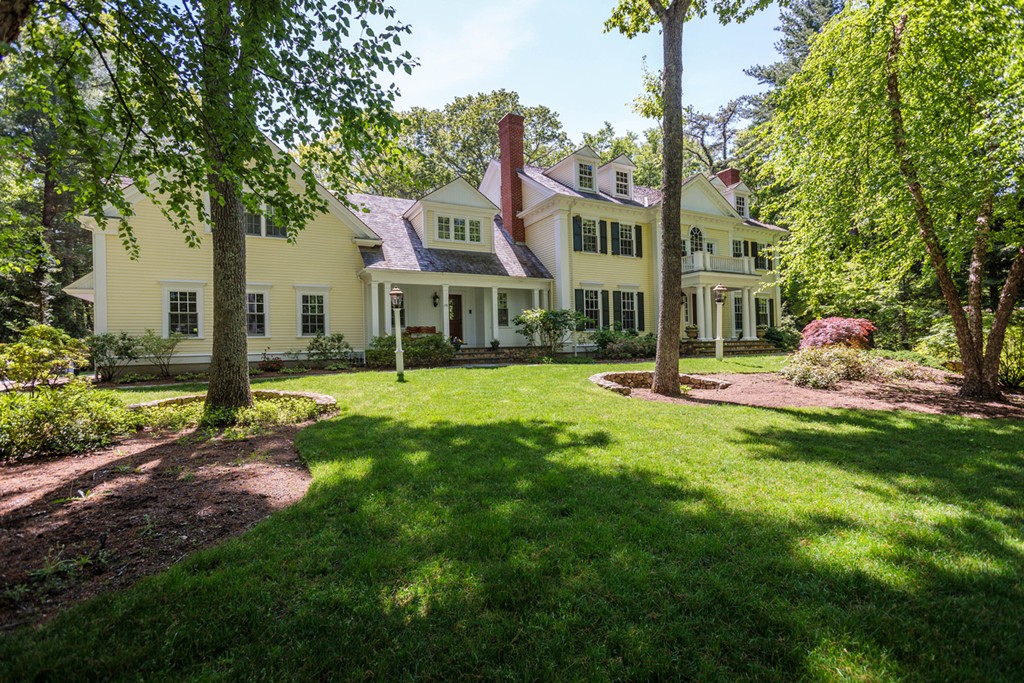 Luxury Homes For Sale in Wellesley, MA | Wellesley MLS Search ...