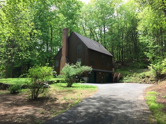 62 Peabody Ln, Greenfield, MA<br>$319,000.00<br>0.62 Acres, 3 Bedrooms