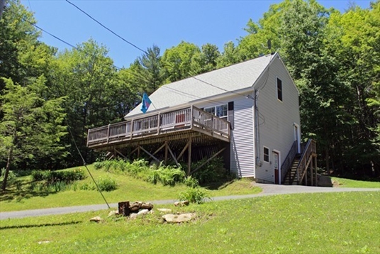 111 Old State Road, Erving, MA: $245,000