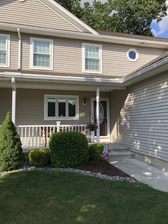 65 Oak Hill Circle Chicopee Ma Mls 72373538